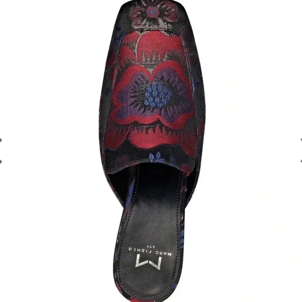 Marc Fisher LTD Lailey Block Heel Mule Size 6 NWT - image 1